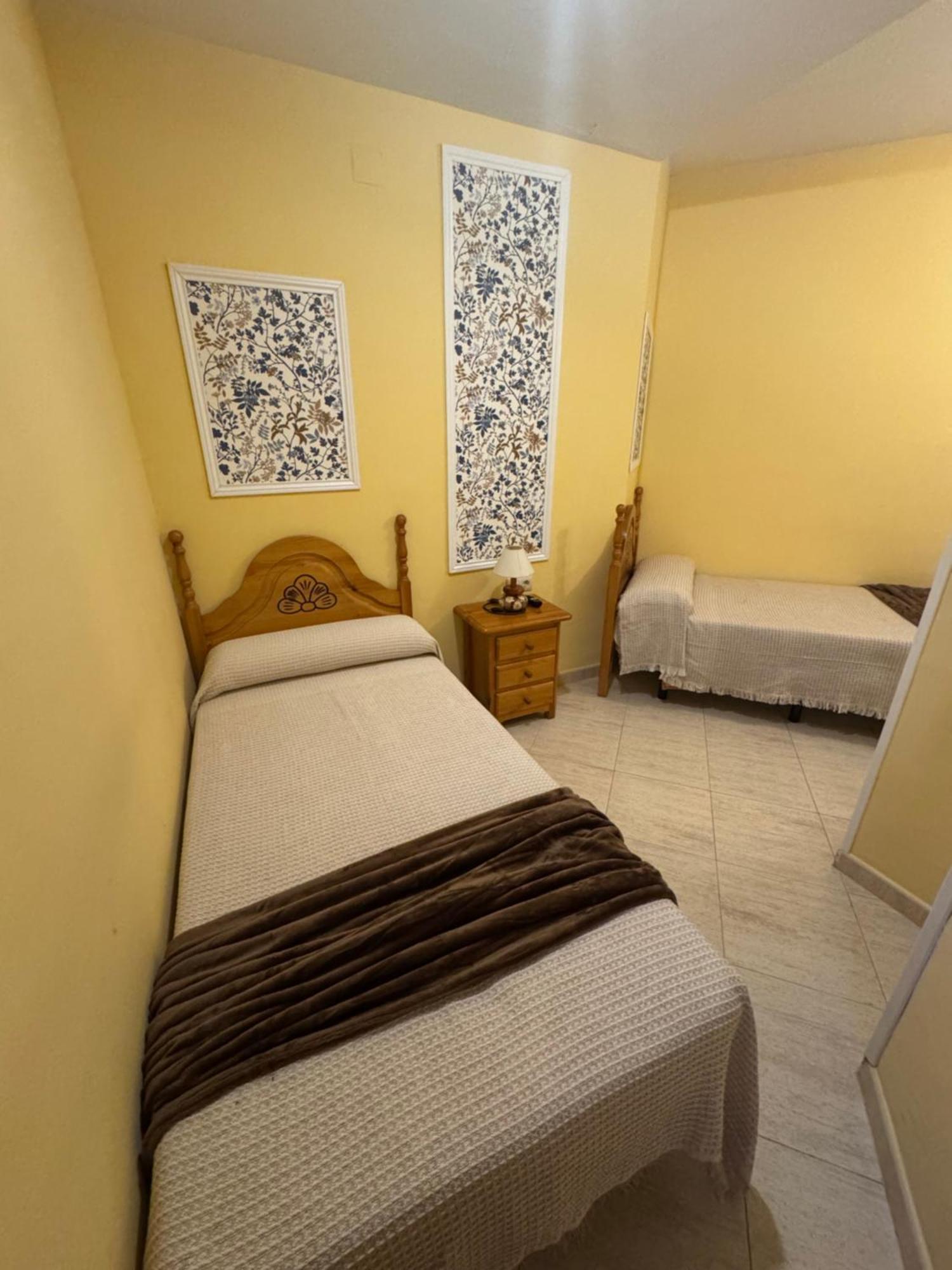 Hostal Joaquin Las Ventas con Pena Aguilera ภายนอก รูปภาพ